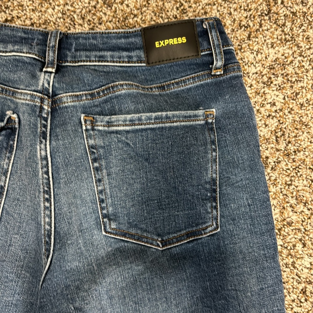 Express Boyfriend Mid Rise Jeans - Picture 6 of 6